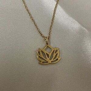 925 Gold plated Lotus Necklace